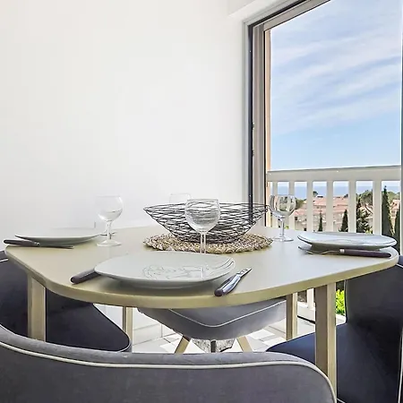 Le Victoria-10 By Interhome Apartman Saint-Aygulf