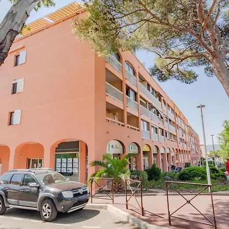 Appartamento Le Victoria-10 By Interhome
